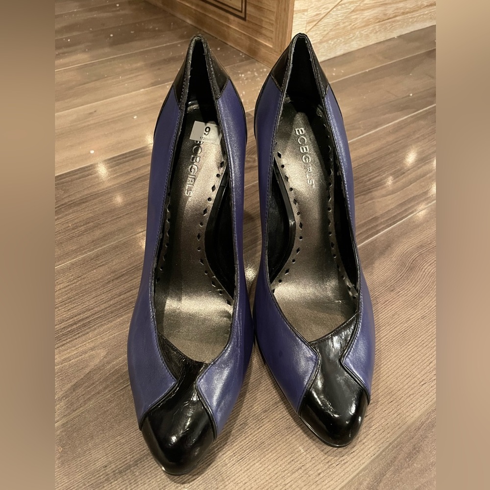 BCBGirls heals size 9